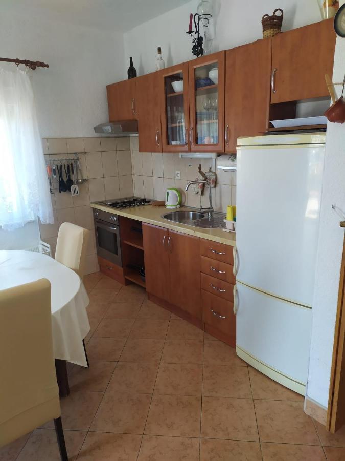 Veldic Apartments Тисно Экстерьер фото