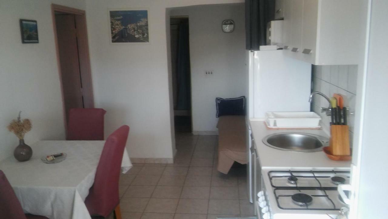 Veldic Apartments Тисно Экстерьер фото