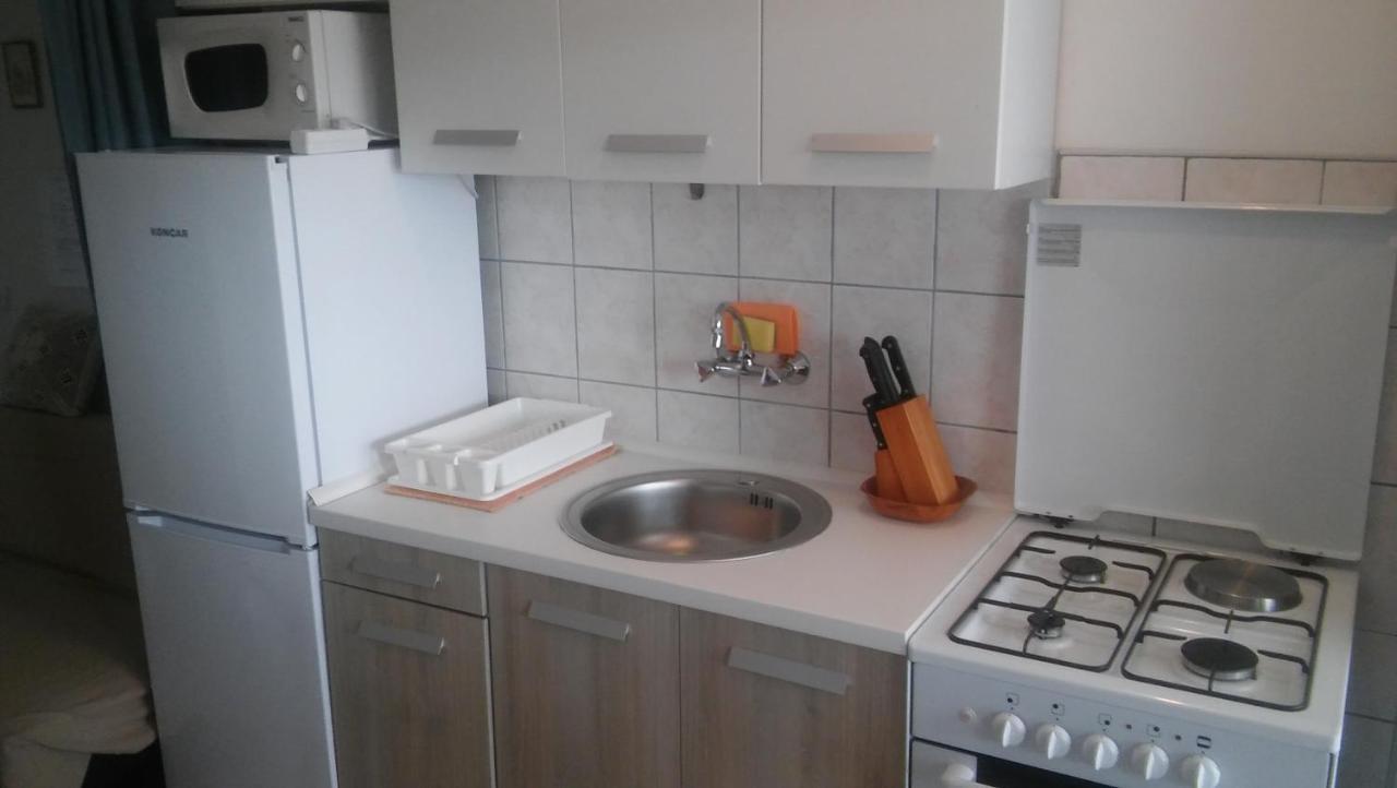 Veldic Apartments Тисно Экстерьер фото