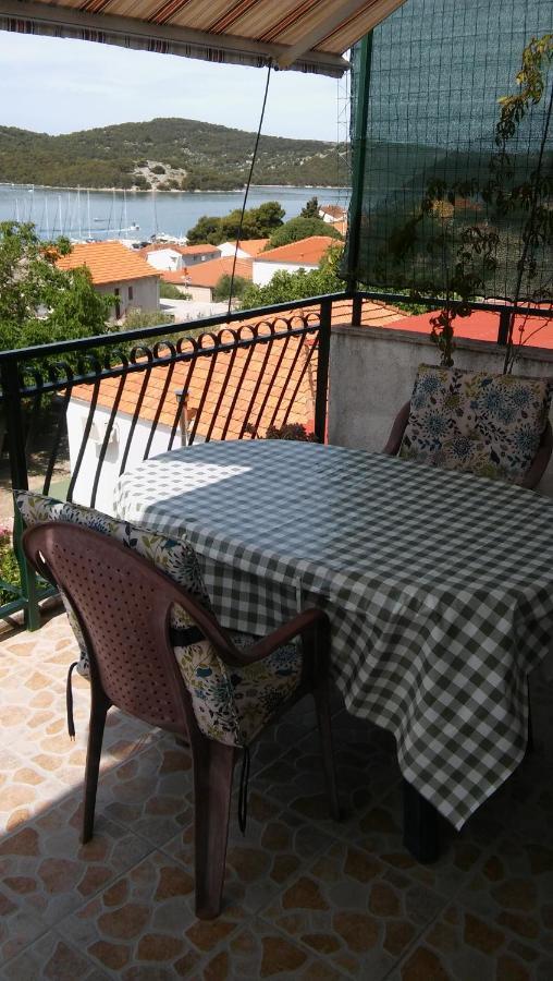 Veldic Apartments Тисно Экстерьер фото